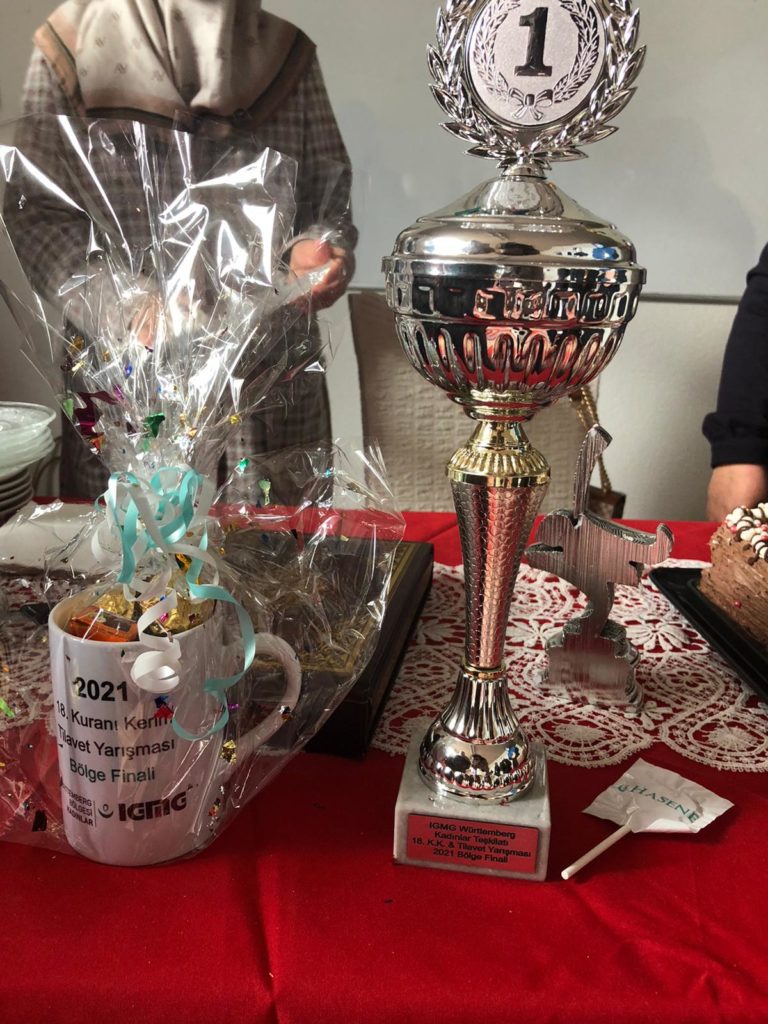 Mühlacker Şubesinden Alara Kavaklı Kuran-ı Kerim Tilavet Yarışmasında Birinciliği Kazandı