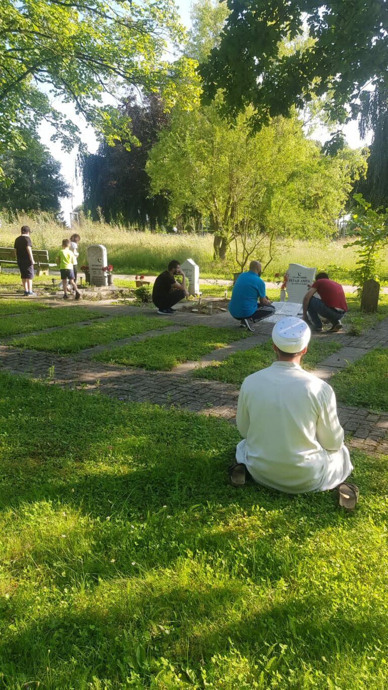 Bretten Ulu Camii Kabir Ziyareti
